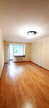 |  Продаж 1-кімнатної квартири Ремонт 2-й поверх Цегляний будинок - фото 1