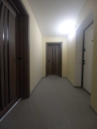 Продам 2х кiм. кв.  р-н Інс. зв"язку - фото 1