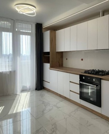Продаж 1к квартири на вул. Київська - фото 1