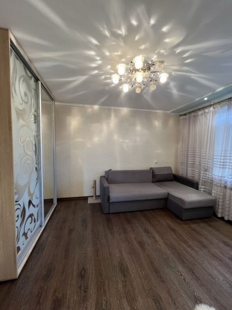 Продам 1 кімнатну квартиру з гарним ремонтом на М.Лушпи - фото 1