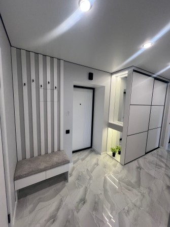 Квартира 2 кімнати 70 м.кв - фото 1