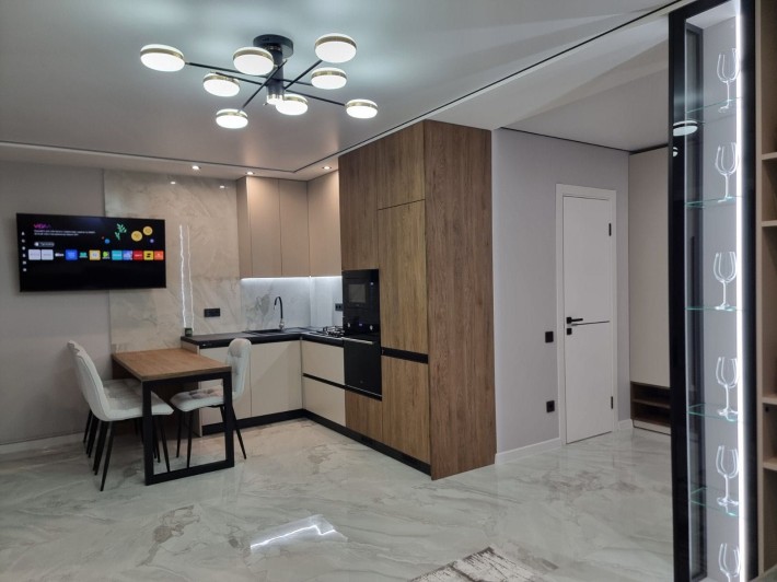 Продаж 3к квартири 56 кв.м. на вул. Киівська 9д - фото 1