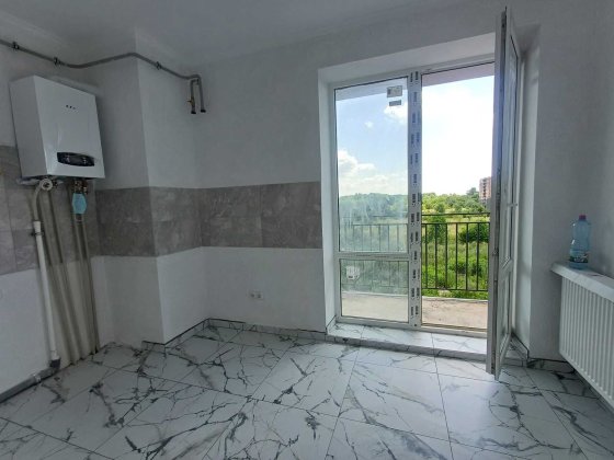 1 новобудова з ремонтом Черновцы