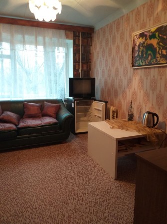 Продаю  довгу квартиру,зручну  для великої родини.Терновской район - фото 1
