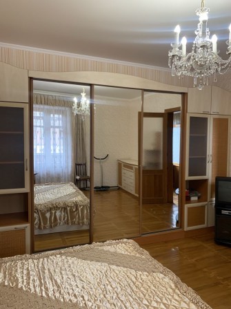 Продам 3 к квартиру. Центр, район 5 школа, ДК ПТК. - фото 1