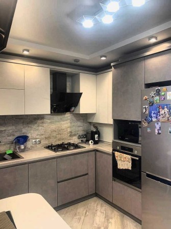 Продаж 2-кімнатної квартири вул.Г.Крут (12 мкрн) забудовник Топаз! - фото 1