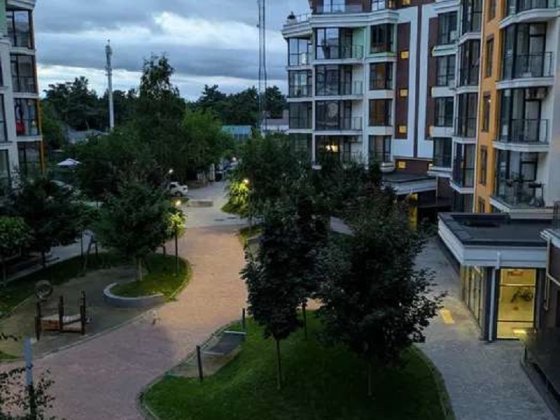 Продам 1-к квартиру вул.Радистів 14 ЖК Лісова Казка Київ