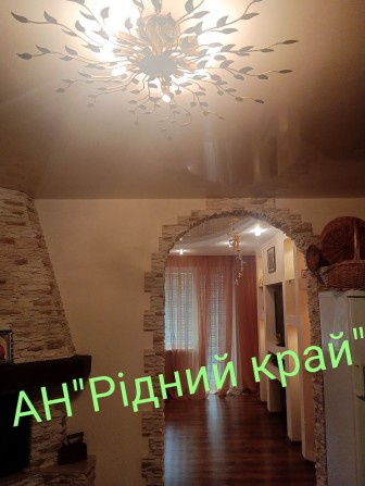 Сучасна простора 3 а квартира з автон. опаленням та 2 сан. вузлами - фото 1