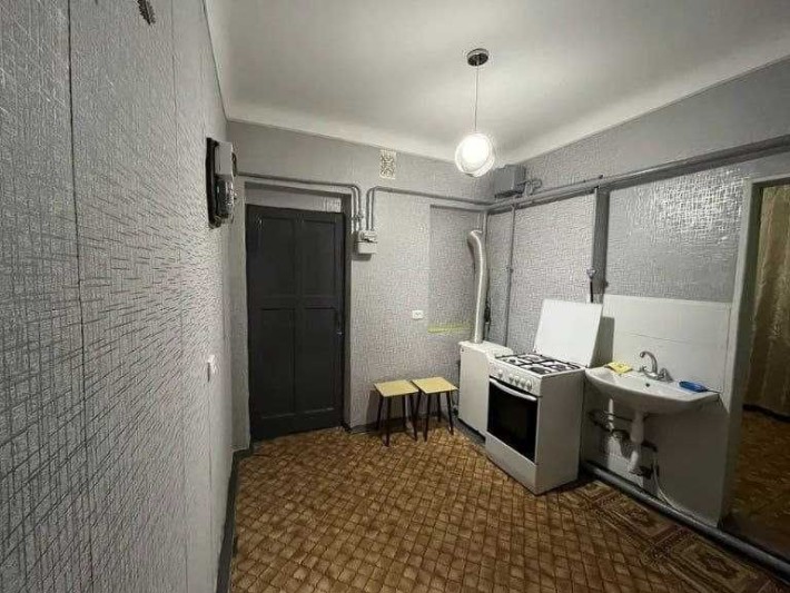 Продаж 1-кімнатної квартири СКД р-н 6 школи. АВТОНОМНЕ опалення! - фото 1