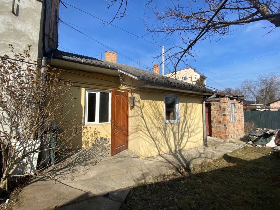 2-кімнатна квартира неподалік від центру Черновцы