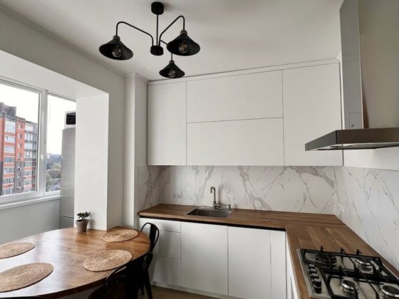 Продаж 2-к квартири в елітному будинку центр Рівного. Ровно