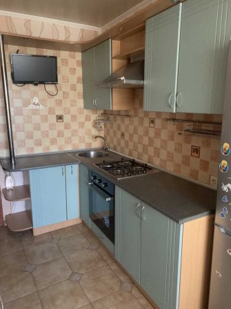 1к квартира в цеглі, з ремонтом, індивідуальне опалення, Київський р-н - фото 1