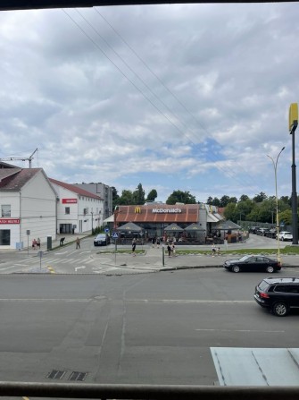 Терміновий продаж 3к на Проспекті - фото 1