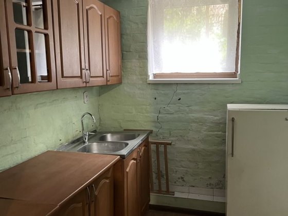 Продається 2х кім. квартира  вул.Драгоманова  ст.ціна25500 Черновцы