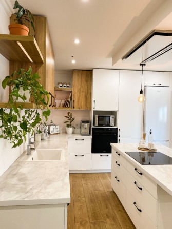 Продаж 3 кімнатної квартири з сучасним ремонтом, р-н Канада - фото 1