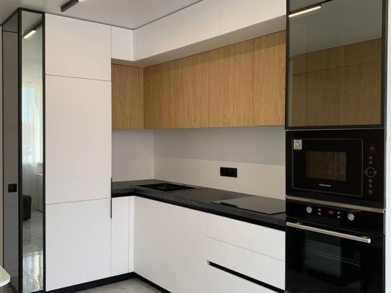 Нова стильна 2к+кухня-студія з вікном, 75м2 Тернополь