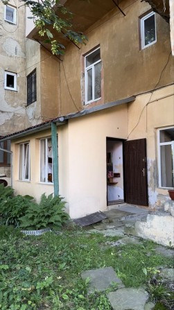 Продається 2-кімнатна квартира на Целана, прруч з центром під ремонт - фото 1
