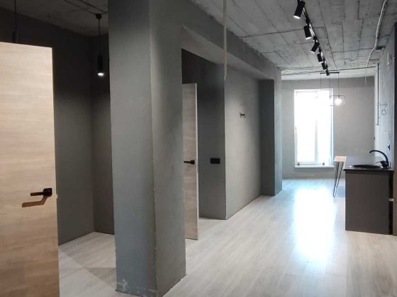 Продаж 3 кімнатної квартири в  елітному районі Черновцы