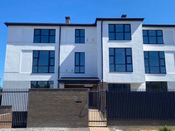 Продається 1-кім Квартира В Новому Малоквартирному Будинку Чернигов