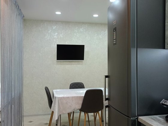 Простора 3-кімнатна квартира з кухнею 15м2 в м.Суми, район Хімістечко Суми