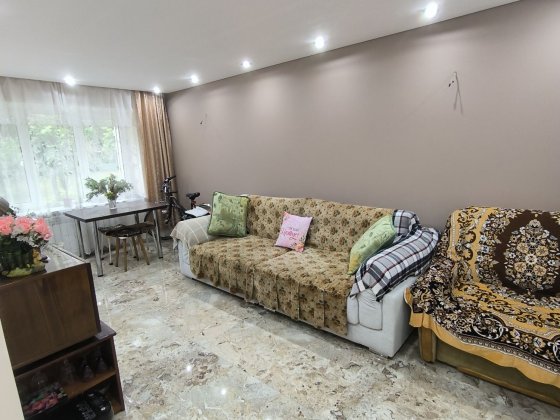 3 кімнатна київка по вул Пилипа Орлика Черновцы