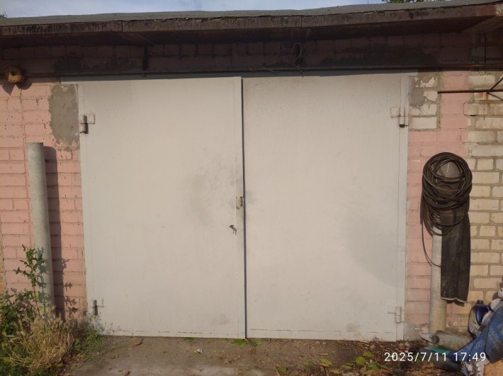 Продам гараж кооператив Павлоград " Хіммашевец". Розмір 3,65 на 5,60 . - фото 1