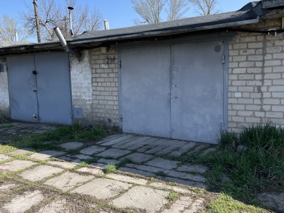 Продам гараж доглянутий з підвалом Павлоград