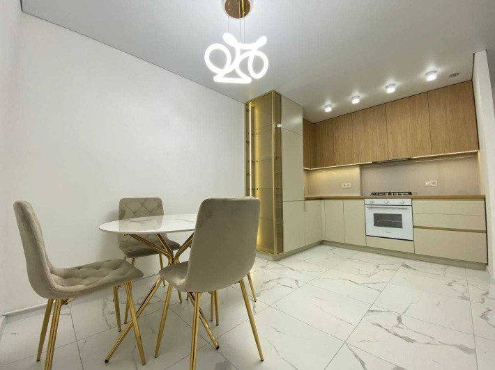 Продаж 2 кім квартири по вул. Смакули - фото 1