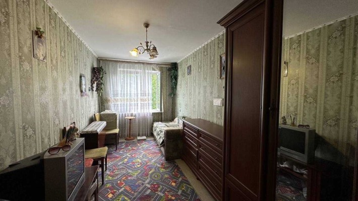 ПРОДАЖ: 2-кім квартири, 5 поверх — вул. В.Коваленка, 131 - фото 1