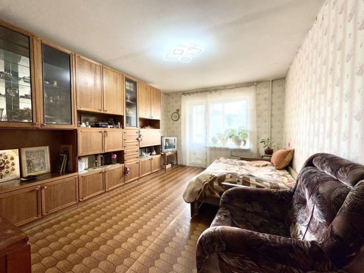 Продаж 3х 67 м2 вул Драгоманова 22 м Позняки 5 хв м Осокорки - фото 1