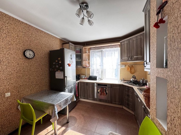Продаж трикімнатної квартири в центрі - фото 1