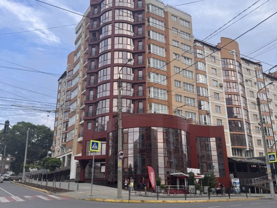 2-х кімнатна новобудова Героїв Майдану Черновцы