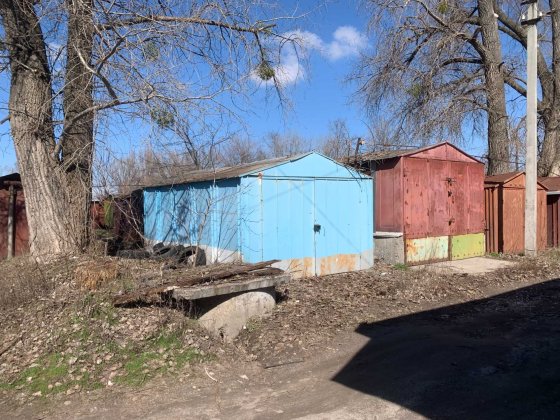 Продам металевий гараж в ГК 2, р-н Торгмаш, за об'їздною Бровары