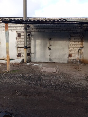 Продам гараж в нагірній частині (Пугачова] - фото 1