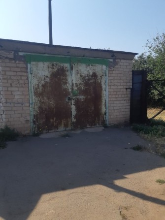 Продаю гараж в кооперативе Горняк - фото 1