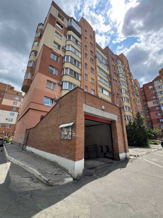 ПРОДАЖ! Підземний паркінг,  Соборності 59а - фото 1