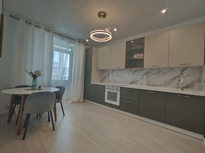 Продаж 3 кімнатної квартири - фото 1