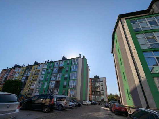 Продається велика квартира в ЖК Сонячне Містечко Черновцы