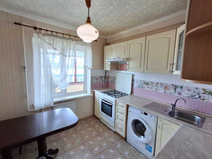 Продаж 3к квартири біля метро Лівобережна, вул Куліша - фото 1