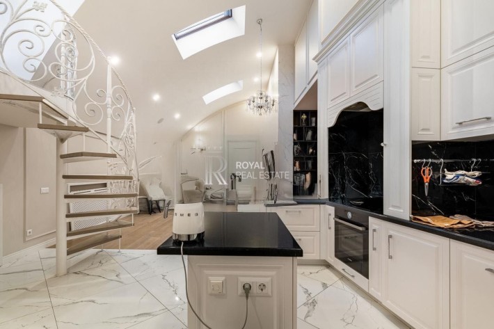 Продажа квартиры Киев 5к 200м2 Дарницкий Осокорки - фото 1