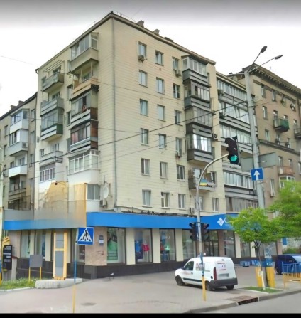 Продам квартиру в центрі,м.Палац Україна,вул.В.Васильківська - фото 1