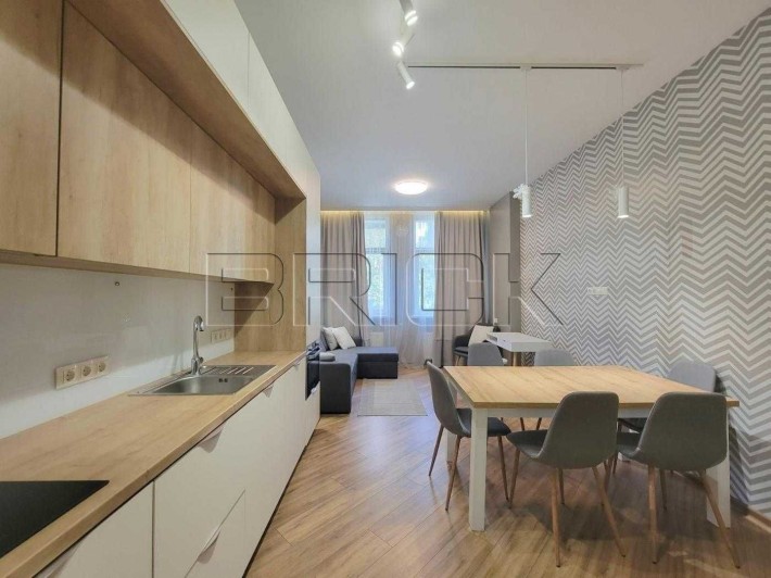 Продаж. Квартира 103 м2. 3-х кімнатна. Іоанна Павла ІІ 11, Печерськ - фото 1