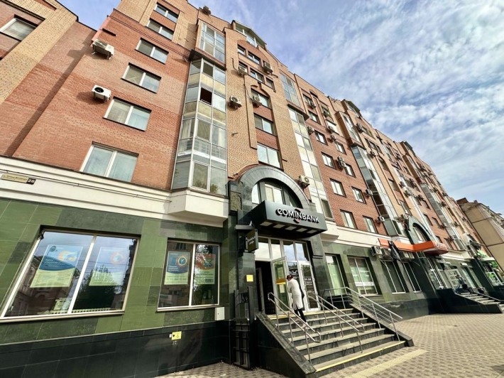 Центр ! Продаж гаража у гарному місці ! - фото 1