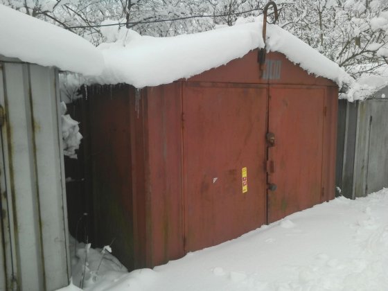 Гараж металлический по ул. Сторожинецкой в кооперативе 16. Черновцы