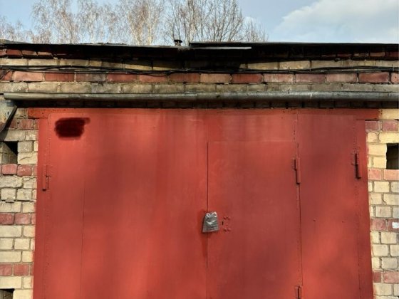 Продам капітальний гараж з ямою-підвалом, АК 37, вул. Тичини, 73 Чернигов