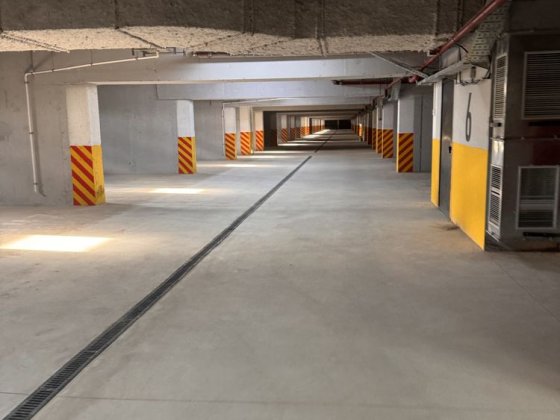 Паркомісце в Citi Park Черкассы