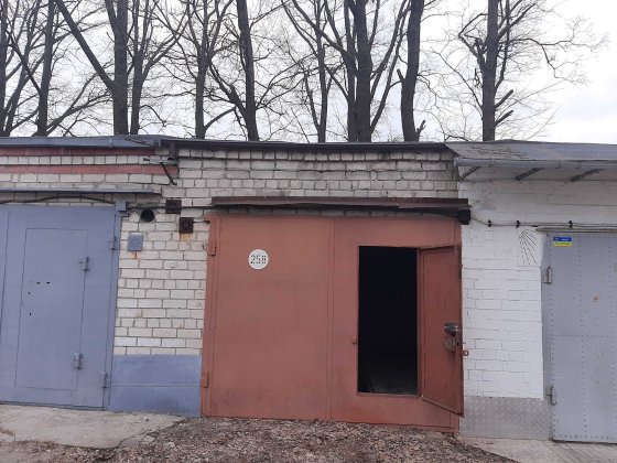 Продам цегляний гараж в автокооператиі по вул. Тероборони. Чернигов