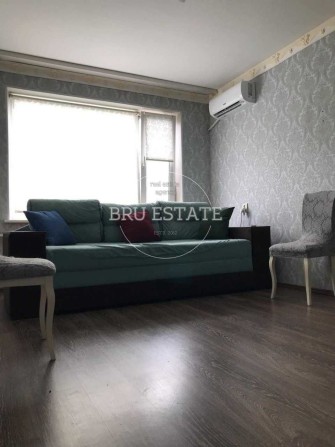 Продаж якісної 3-к кв-ри Дніпровський район метро: Чернігівська Лісова - фото 1