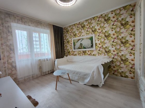 Продаж 3-кімнатної квартири Чернигов