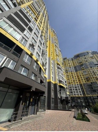 Продаж 1 кімнатноі квартири з частковим ремонтом, ЖК Медовий - фото 1